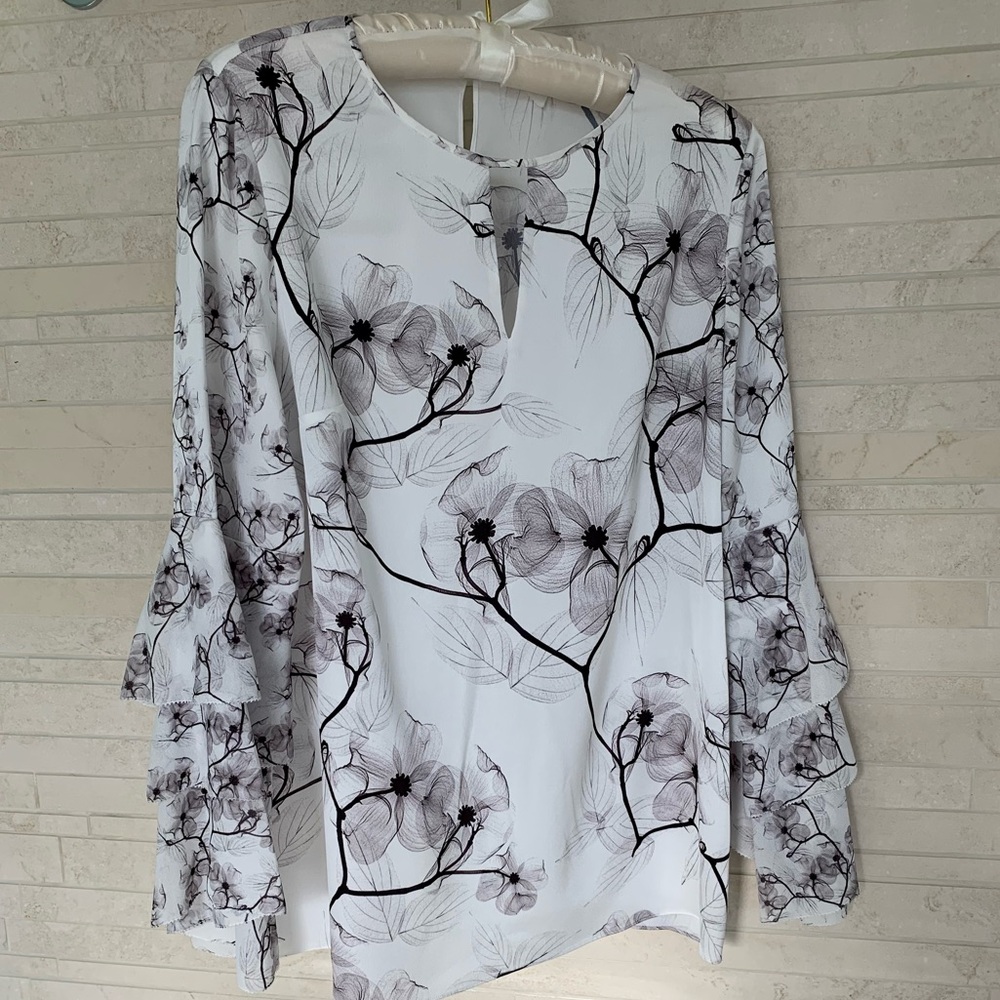 Elie Tahari Floaty Blouse Size S